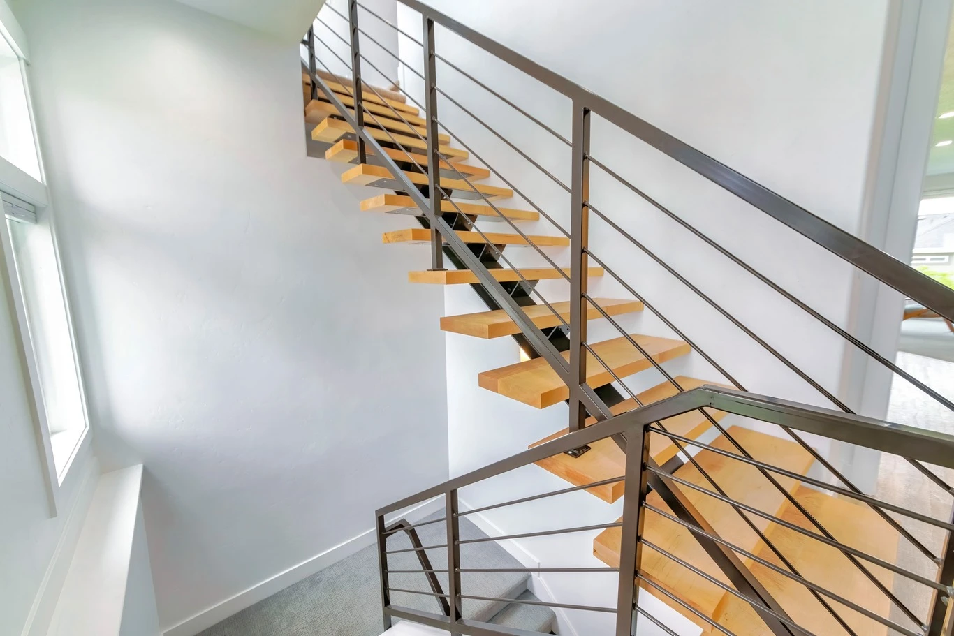 H2 METAL -escalier bois